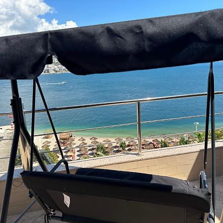 Penthouse Sea View Apartment Sarandë Exterior foto