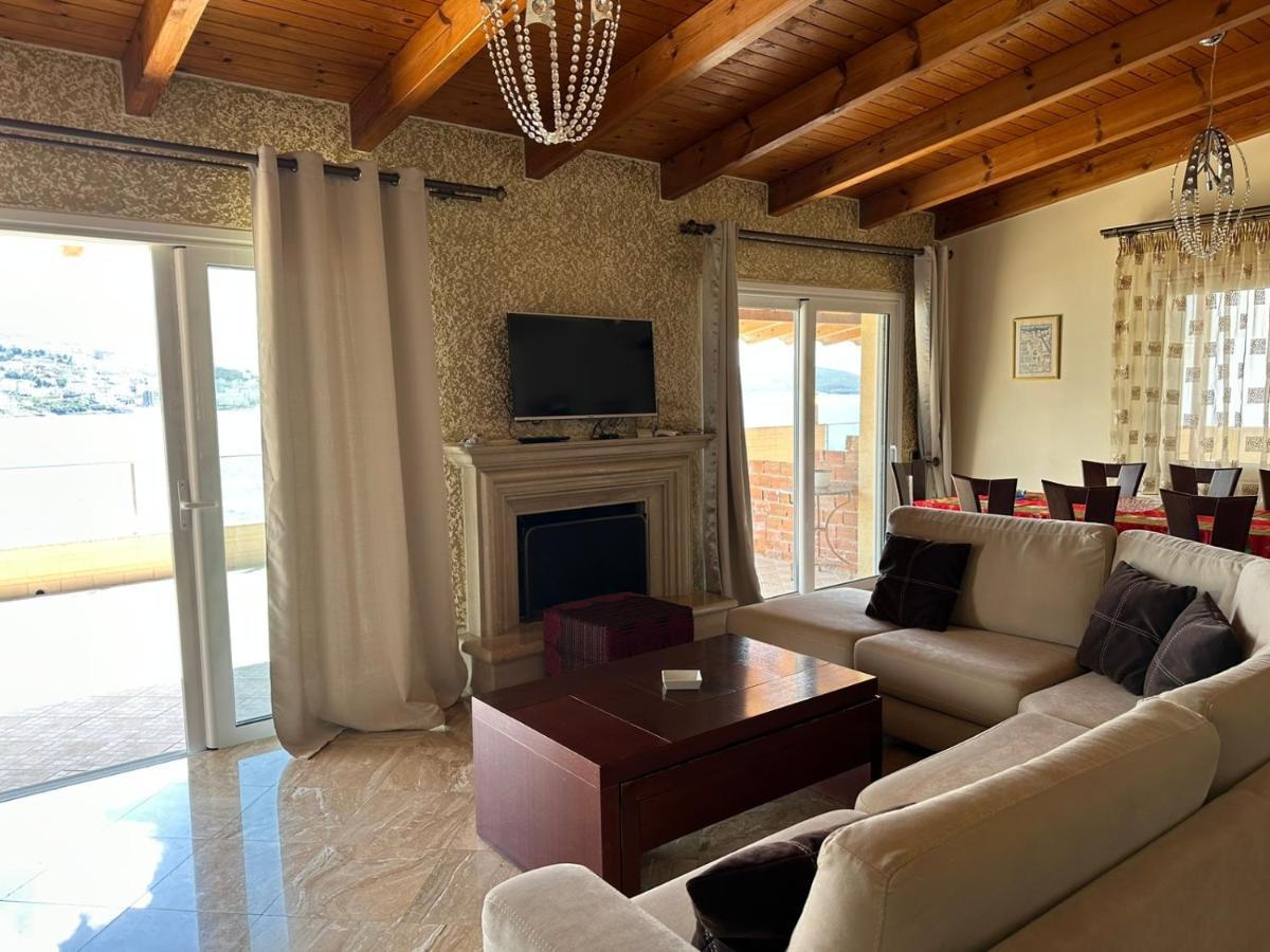 Penthouse Sea View Apartment Sarandë Exterior foto
